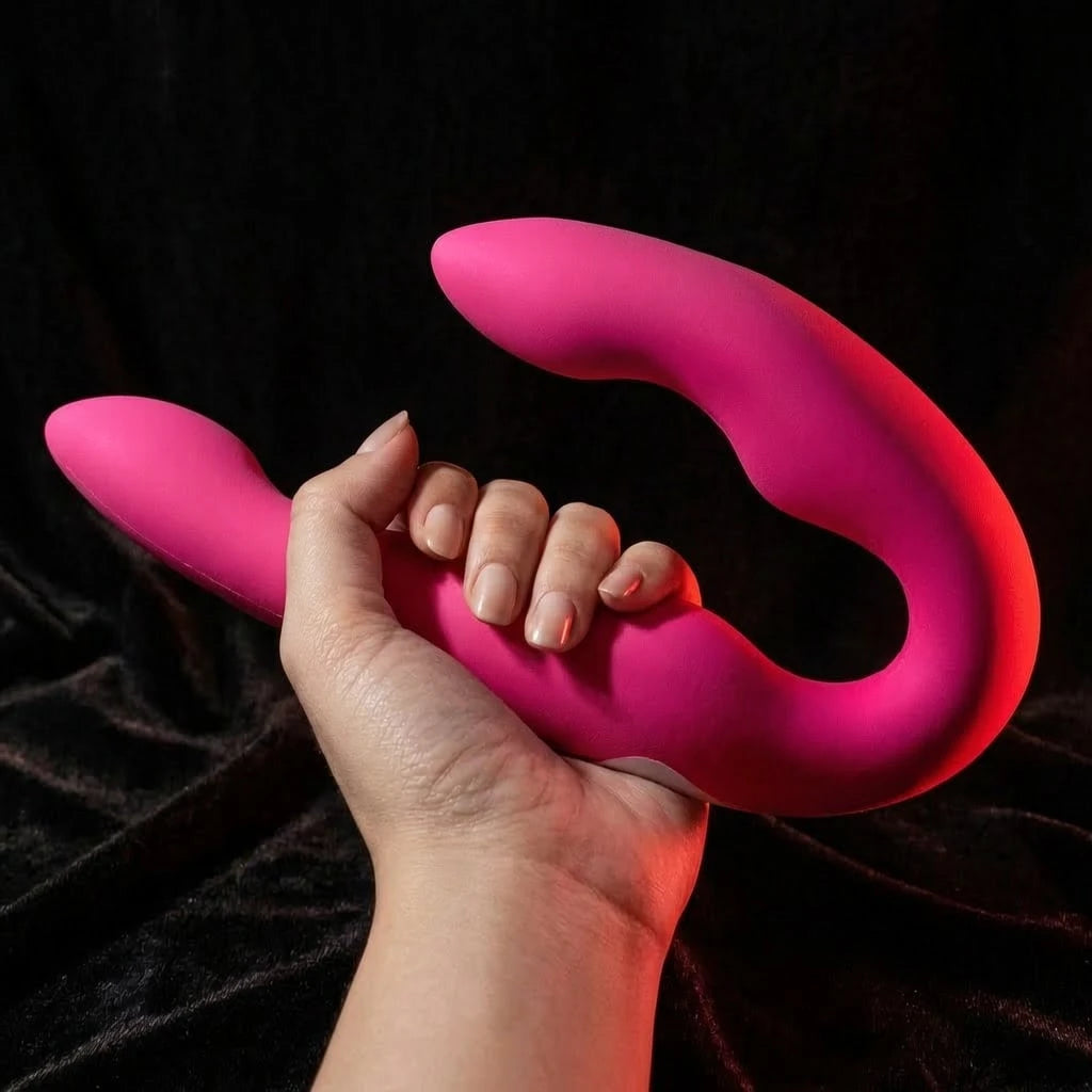 Fexi Dual End Remote Vibrator with Waterproof and Rechargeable Designs