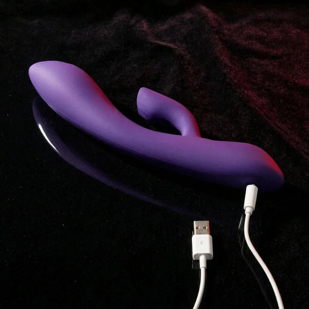 Warming G Spot & Clitoral Vibrator with Waterproof and Rechargeable Designs
